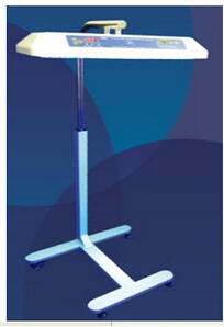 LED落地新生兒藍(lán)光治療機(jī)